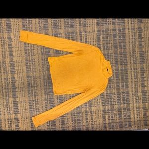 Long sleeve cropped shirt